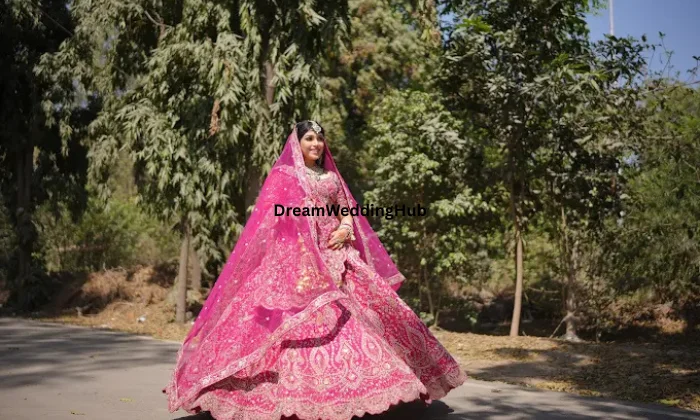 Sajna Savarna By Dipali